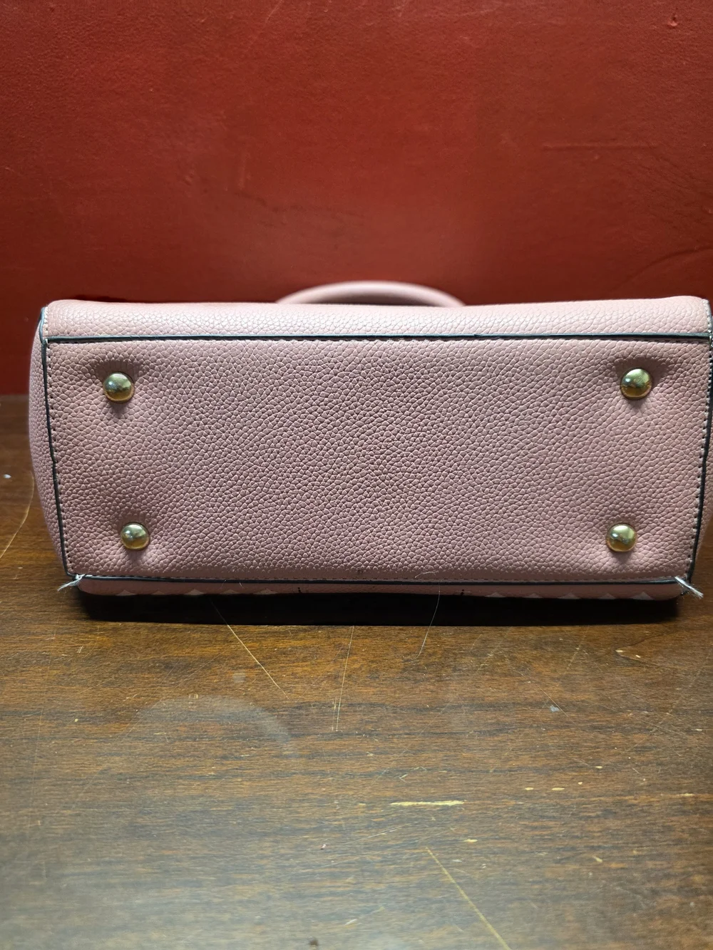 Chic Pink Satchel with Bow Charm and Gold Accents - Picture 3 of 8